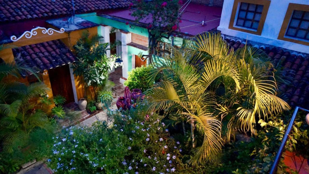 Hotel Las Golondrinas 오아하카주 외부 사진