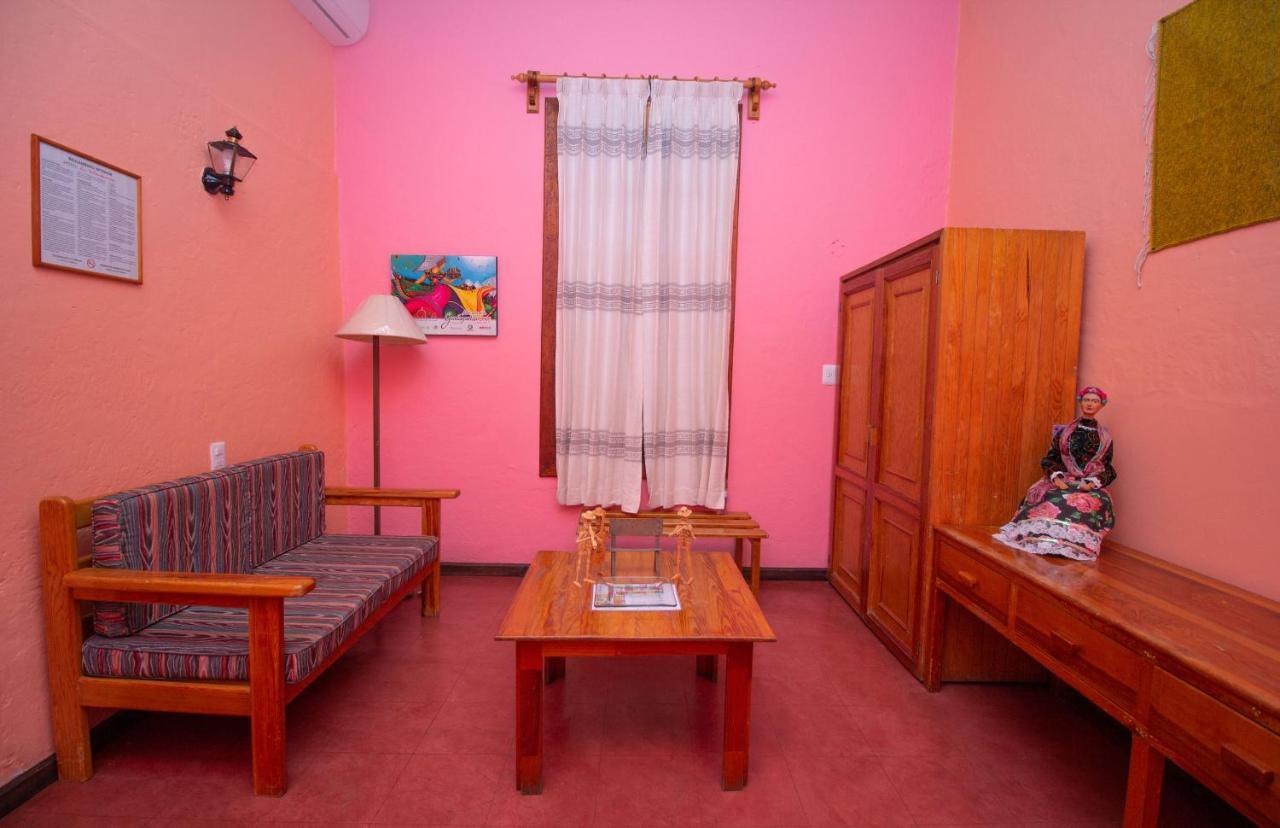 Hotel Las Golondrinas 오아하카주 외부 사진