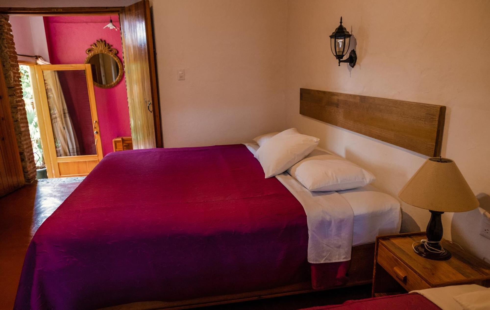 Hotel Las Golondrinas 오아하카주 외부 사진