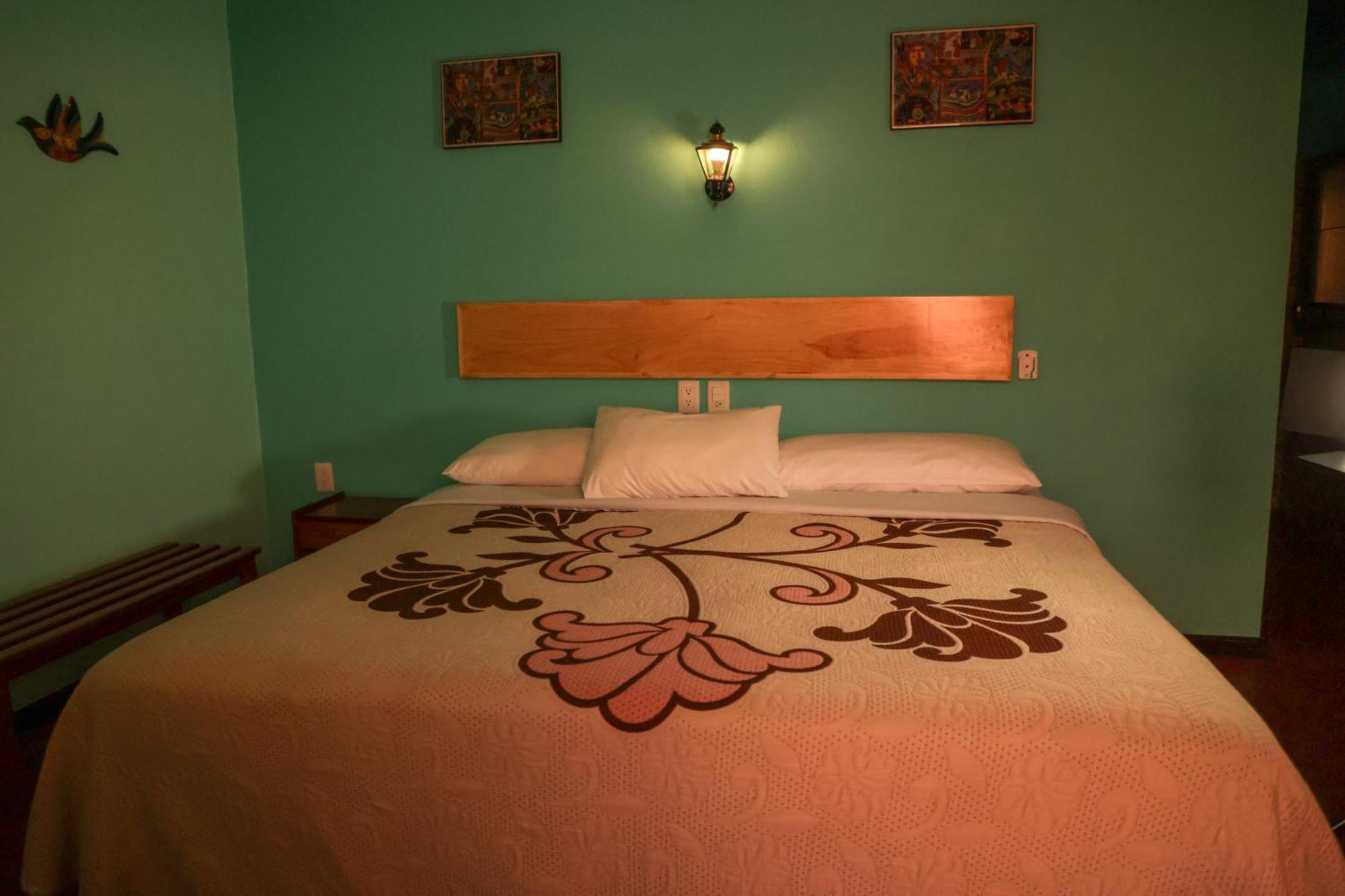 Hotel Las Golondrinas 오아하카주 외부 사진